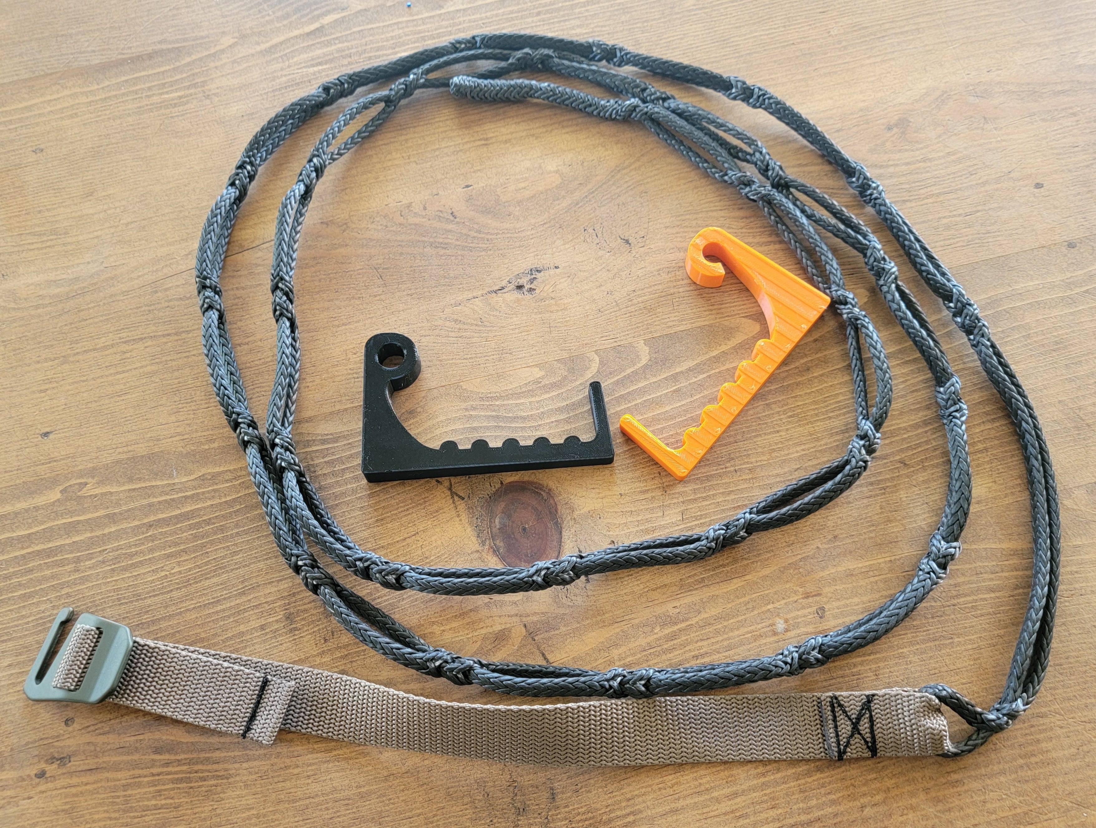 Daisy Tether with Tether Bow Hanger (TBH) WEBBING Package