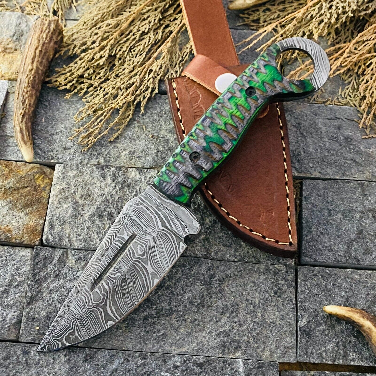 Custom Handmade Small Hunting Knife – Damascus Steel Blade