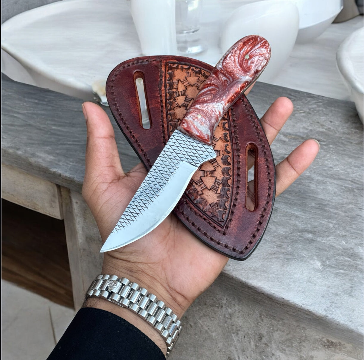 Premium Handmade Western Knife & Sheath – Damascus Blade with Resin & Rosewood Handle
